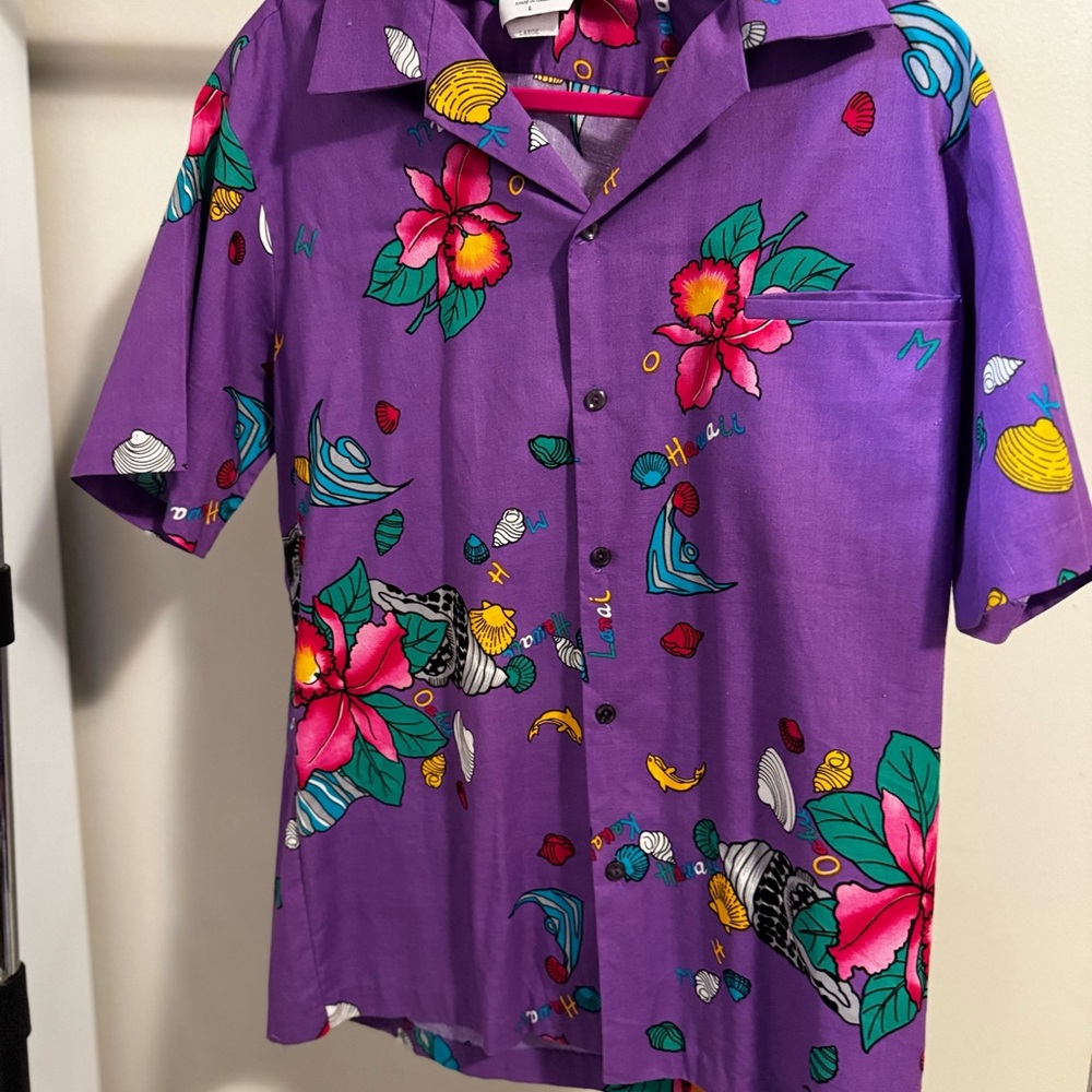 Hilo Hattie Hawaii Vintage Purple Floral Men's Shirt Shells Fish Islands‎